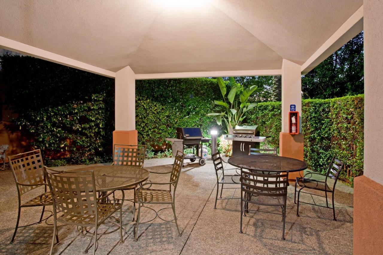 Hotel Sonesta Simply Orange County Airport 3*