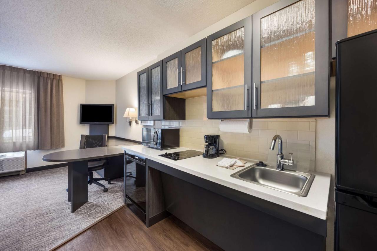 Sonesta Simply Orange County Airport 3*