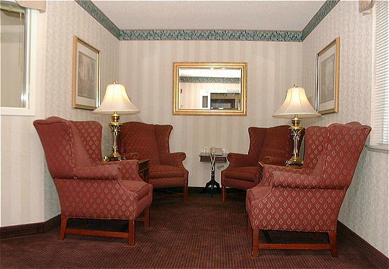 Sonesta Simply Orange County Airport 3*
