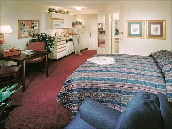 Sonesta Simply Orange County Airport Hotel 3*