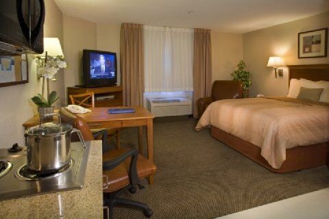 Hotel Sonesta Simply Orange County Airport
